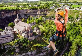 Tyrolienne au dessus du Canyon