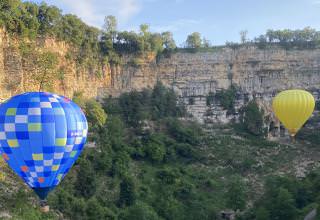 Le survol des montgolfières à Bozouls